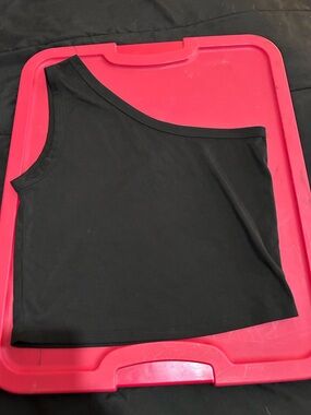 Black One-Shoulder Ribbed Tank Top